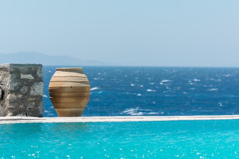 Capo Di Mykonos Resort Agios Ioannis Diakoftis Екстериор снимка